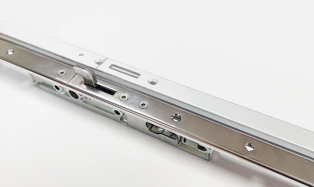 Hexalok™ multipoint lock